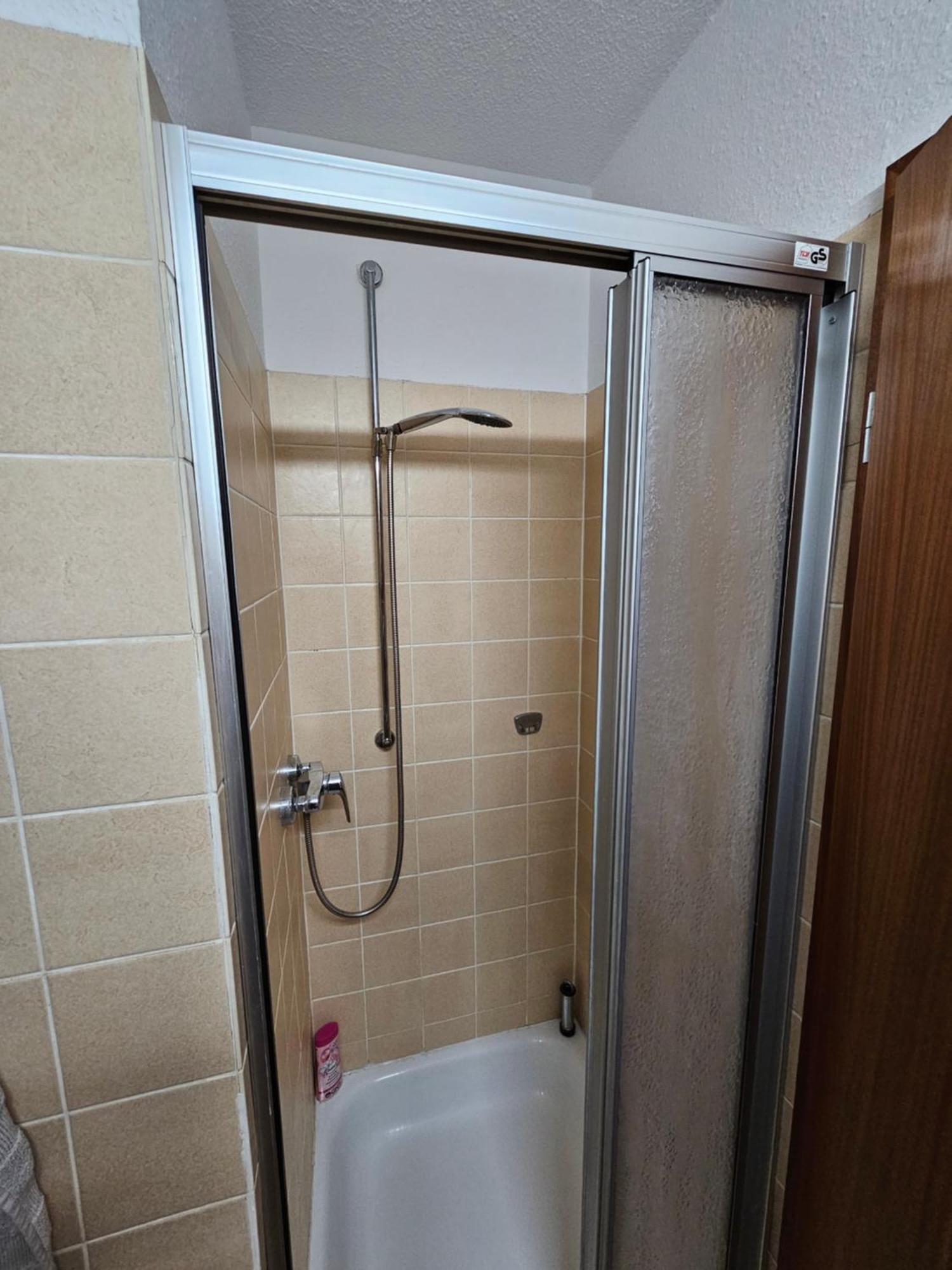 וירצבורג Charmante 1 Zimmerwohnung Mit Stellplatz מראה חיצוני תמונה